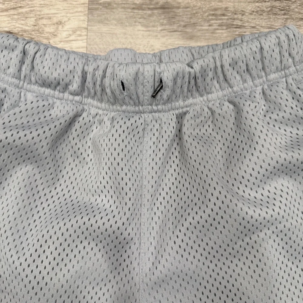 Old Navy Active Boys Mesh Basketball Shorts Gray Black White Trim Size M 8